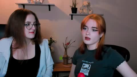 Little Liana  online show from 20, 12, 2024