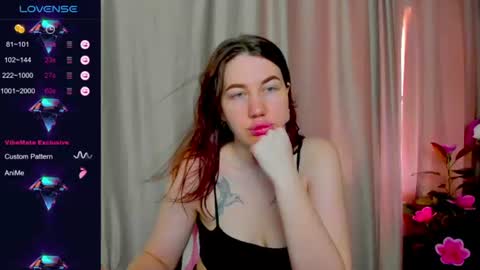 lianawow_ online show from 25, 6, 2026