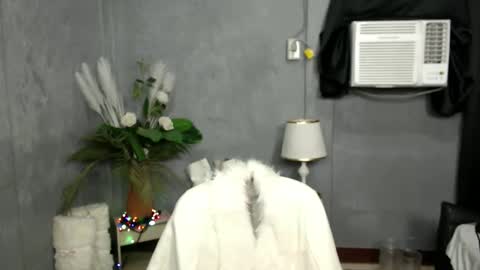 Snapshot of liane_mei chatting on 18, 9, 2025 Liane online show from 18, 9, 2025