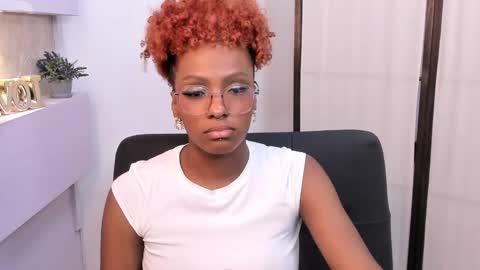 Snapshot of liannadixon chatting on 7, 3, 2025 LiannaDixon online show from 7, 3, 2025