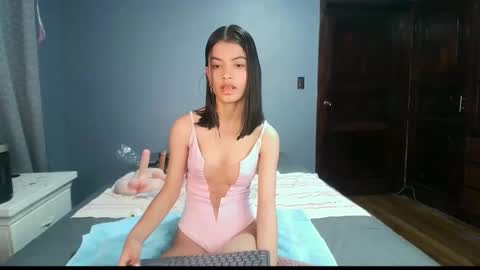 Snapshot of liaortiz69 chatting on 14, 1, 2025 LiaOrtiz online show from 14, 1, 2025