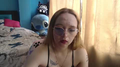 Lia Roberts online show from 11, 3, 2025
