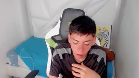 Snapshot of liarr_ chatting on 5, 2, 2026 LIAR online show from 5, 2, 2026