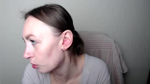 Lia online show from 2, 3, 2026