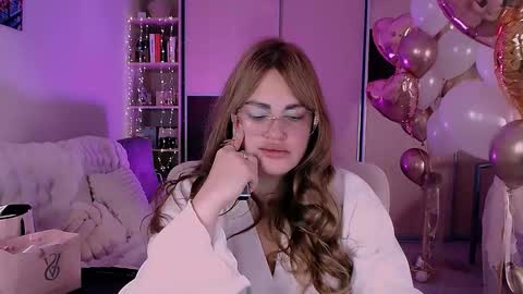 libra_mia online show from 7, 10, 2025