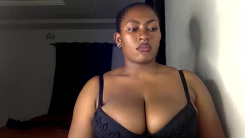 Snapshot of lick_my_pussyyy226651 chatting on 5, 5, 2026 caira online show from 5, 5, 2026
