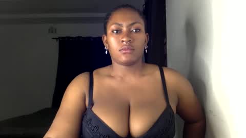 Snapshot of lick_my_pussyyy226651 chatting on 3, 6, 2026 caira online show from 3, 6, 2026