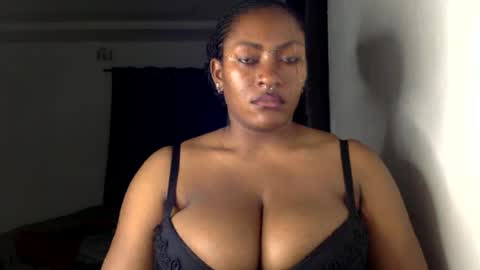 Snapshot of lick_my_pussyyy226651 chatting on 13, 6, 2026 caira online show from 13, 6, 2026