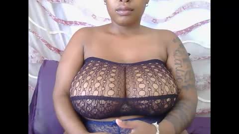 Snapshot of lickabletash98 chatting on 25, 1, 2025 lickabletash98 online show from 25, 1, 2025
