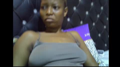 lickmefuckmex online show from 4, 2, 2026