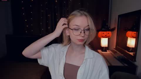 Ann online show from 29, 10, 2025