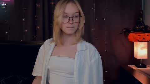 Ann online show from 30, 10, 2025