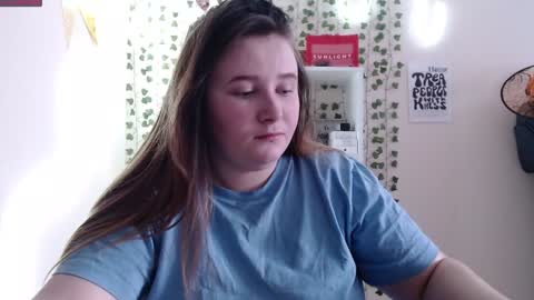 Snapshot of light_lunaa chatting on 22, 1, 2025 light_lunaa online show from 22, 1, 2025
