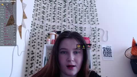 Snapshot of light_lunaa chatting on 6, 2, 2025 light_lunaa online show from 6, 2, 2025