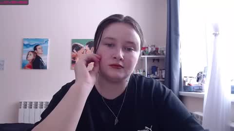 Snapshot of light_lunaa chatting on 6, 3, 2025 light_lunaa online show from 6, 3, 2025