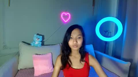 Lihn Pham online show from 28, 11, 2025