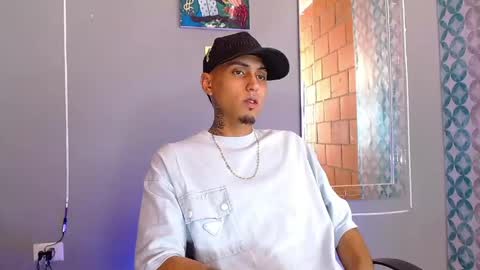 Snapshot of liiaam_lee_ chatting on 26, 5, 2026 Daniel online show from 26, 5, 2026