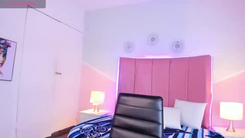 liiam_smith_ online show from 14, 10, 2025