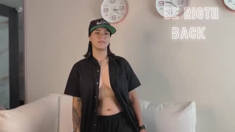 liiam_smith_ online show from 4, 11, 2025