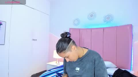 liiam_smith_ online show from 16, 11, 2025