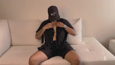 liiam_smith_ online show from 24, 11, 2025