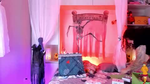         online show from 21, 10, 2025