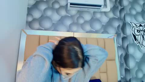 Miia online show from 2, 2, 2026