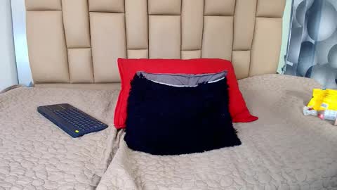 Miia online show from 5, 2, 2026