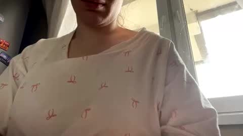 liissa207673 online show from 10, 4, 2026