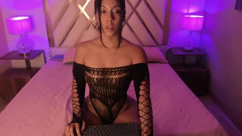 LiizJones online show from 25, 5, 2026