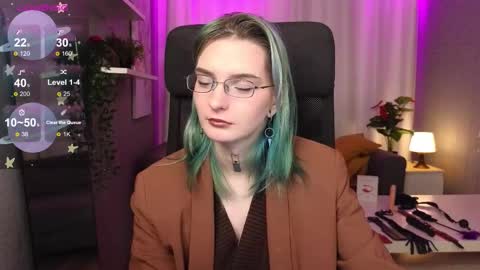 Snapshot of lika_haris chatting on 2, 10, 2025 Lika online show from 2, 10, 2025