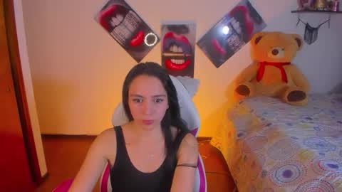 Snapshot of lika_little3 chatting on 20, 10, 2025 Liika online show from 20, 10, 2025