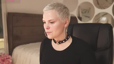 likaaberry online show from 14, 9, 2025