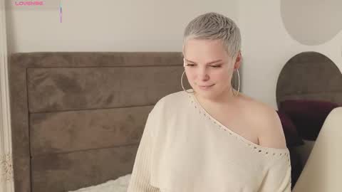 likaaberry online show from 24, 9, 2025