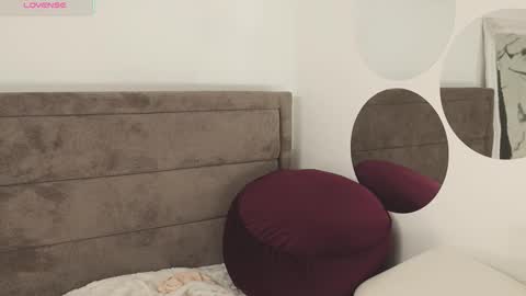 likaaberry online show from 1, 10, 2025