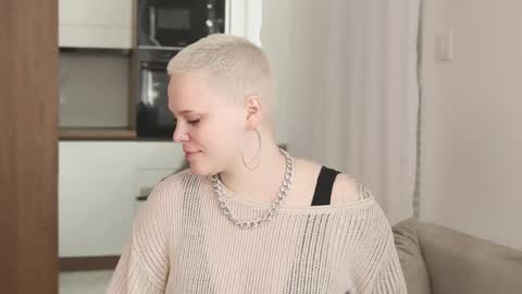likaaberry online show from 25, 3, 2026