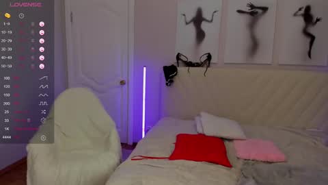 Snapshot of likaklint chatting on 18, 2, 2025 Lika online show from 18, 2, 2025