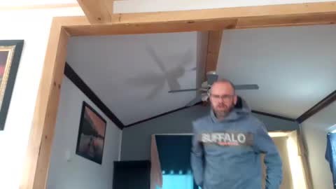 St pierre online show from 21, 3, 2026