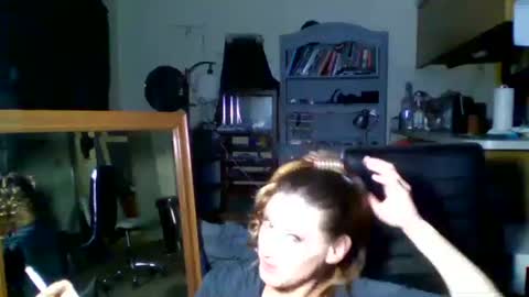 likerightnow online show from 18, 2, 2026