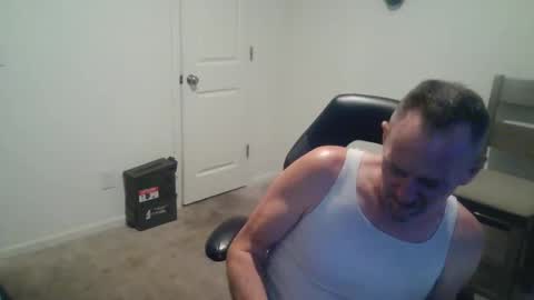 Snapshot of likeymikesit chatting on 5, 10, 2025 MIKE online show from 5, 10, 2025