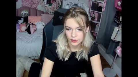 Lil Bunny online show from 1, 12, 2024