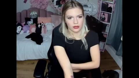 Lil Bunny online show from 2, 12, 2024