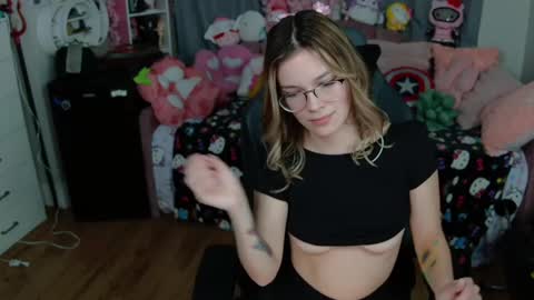 Lil Bunny online show from 25, 2, 2025