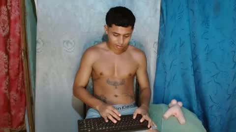 lil_condor_baby online show from 26, 9, 2025