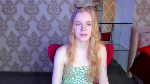 Snapshot of lil_cookie_monster chatting on 1, 3, 2026 Erica online show from 1, 3, 2026