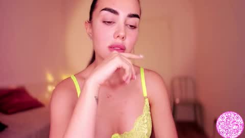 Snapshot of lil_gabbyg chatting on 6, 3, 2025 Gabriela online show from 6, 3, 2025