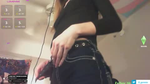 lil gemmie online show from 24, 2, 2026