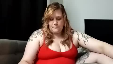 lil_nelli8 online show from 26, 11, 2025