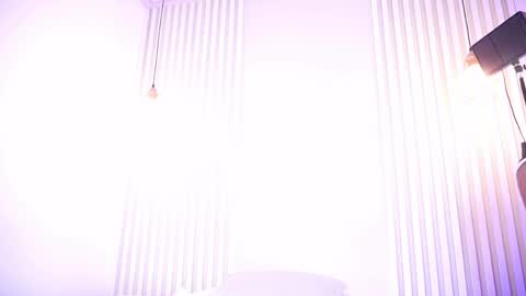 Snapshot of lila_cohen chatting on 27, 5, 2026 L I L A online show from 27, 5, 2026