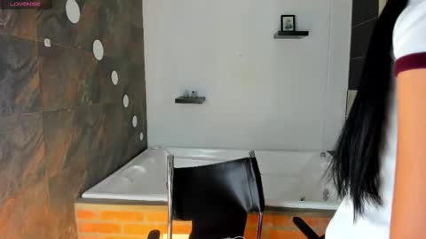 L I L A online show from 8, 1, 2026